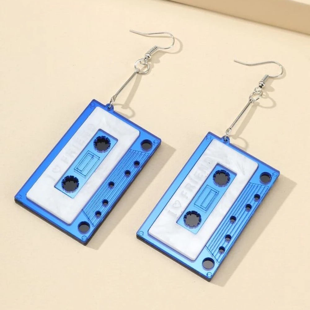 💙Retro 90s Style Oversized Cartoon Earrings 💙